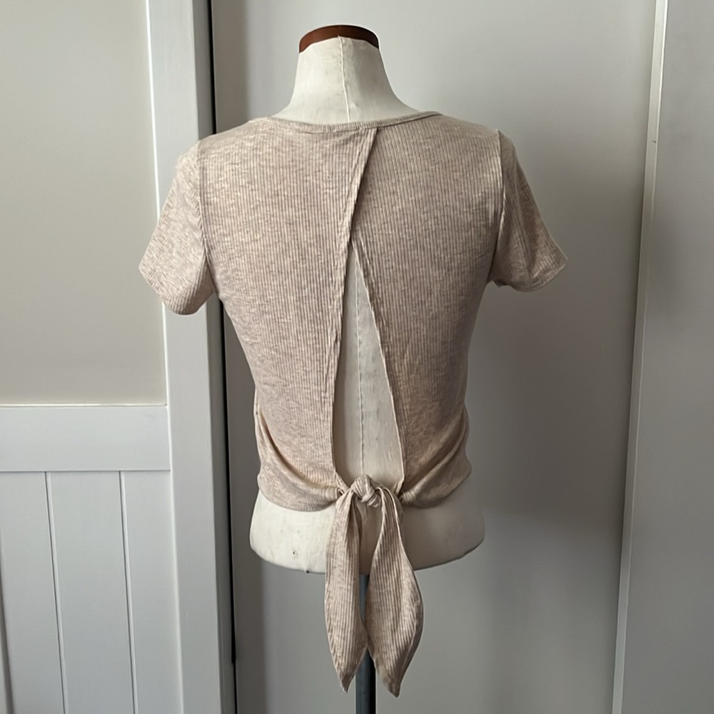 Girls back tie rib tee, oatmeal heather, short sleeve size L, blue rain, NICE!